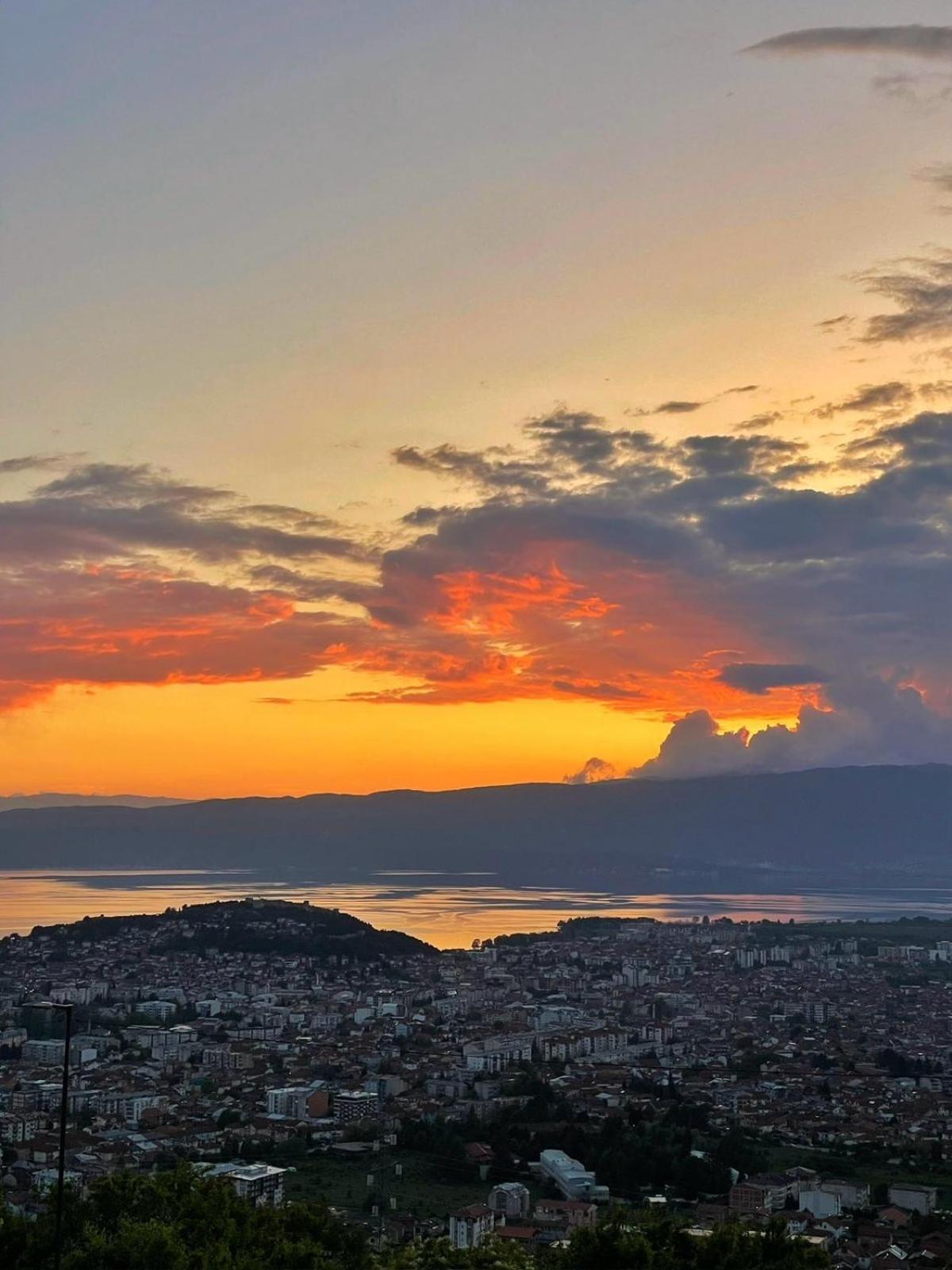 Villa & Apartments Cityview Ohrid Luaran gambar